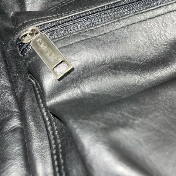 Tandem Cypress Woods Black stimulated leather backpack antique tone hardwares - Picture 16 of 16